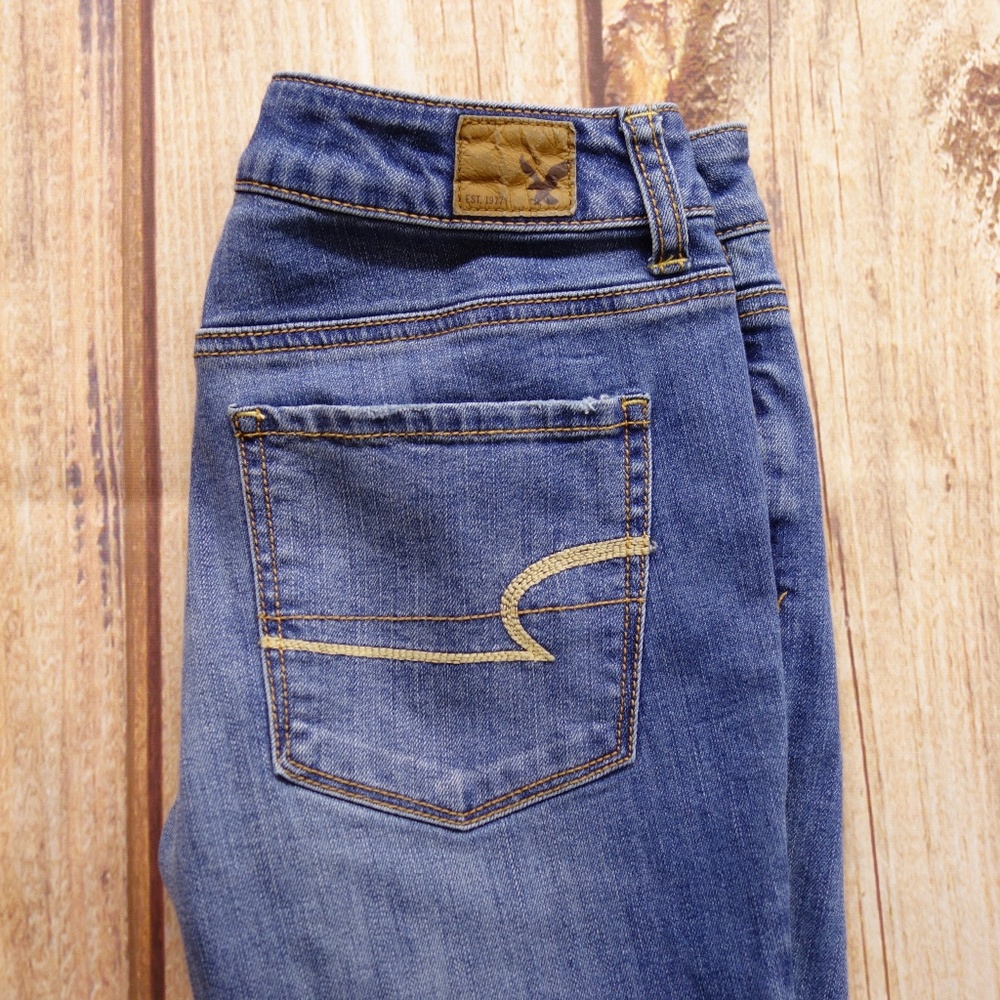American Eagle Hi-Rise Jegging Jeans Sz 2 Short